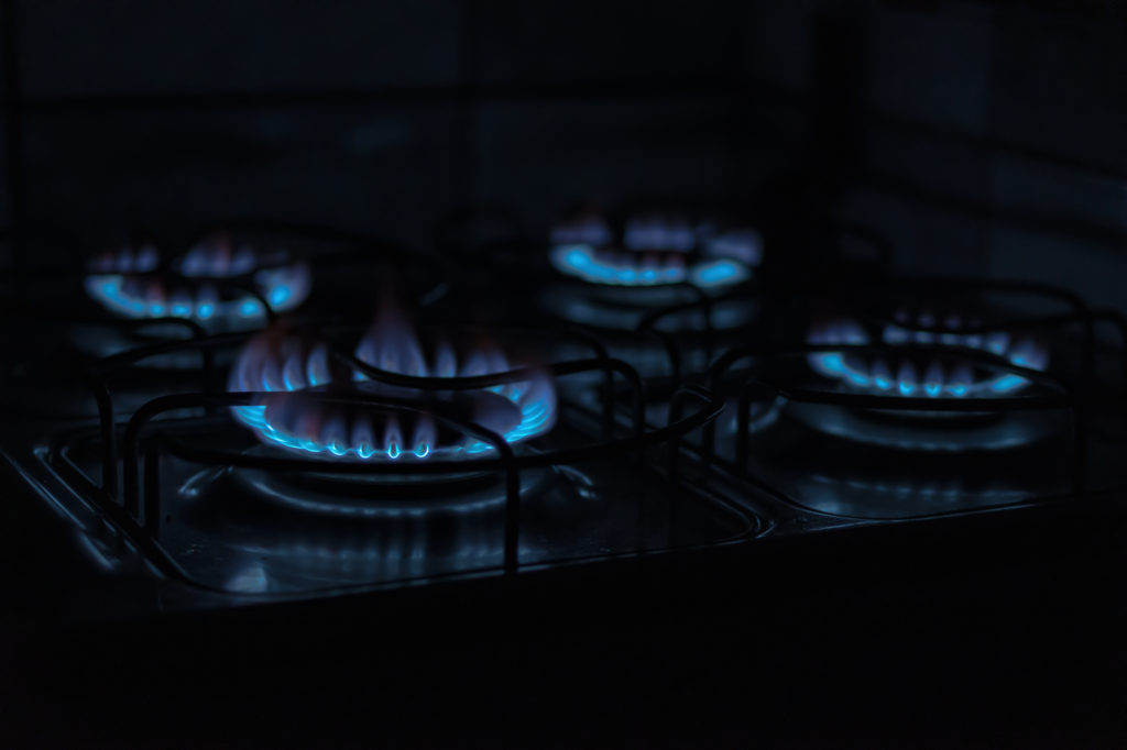 Infographic comparing natural gas and propane uses in households — natural gas vs propane