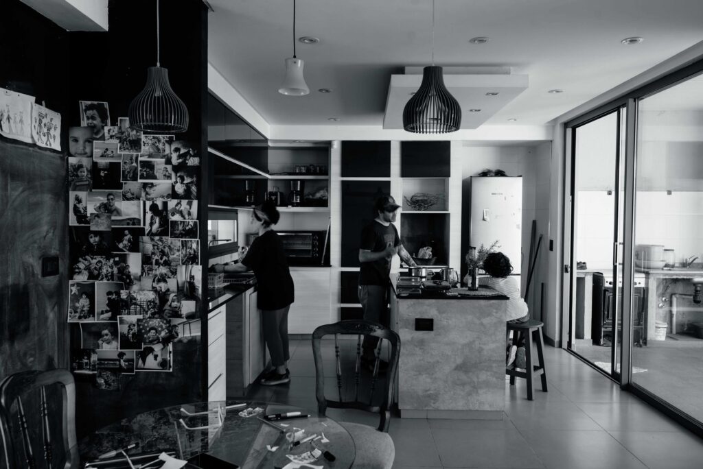 A photo of a residential kitchen using LPG for cooking. — what is lpg