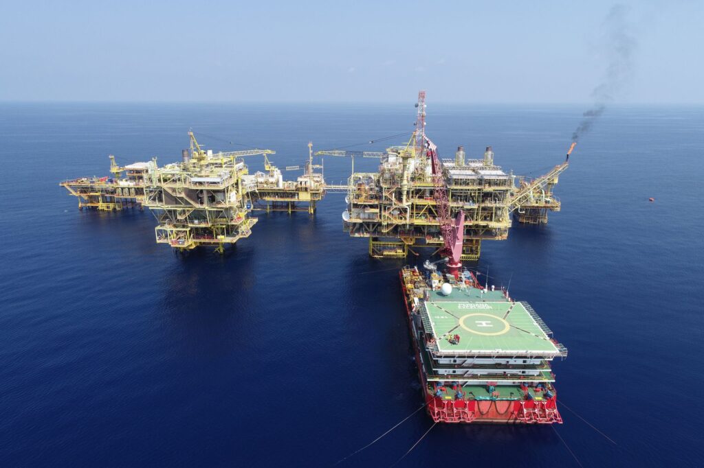 A visual representation of a digital oilfield setup, showcasing the integration of AI in oil and gas operations