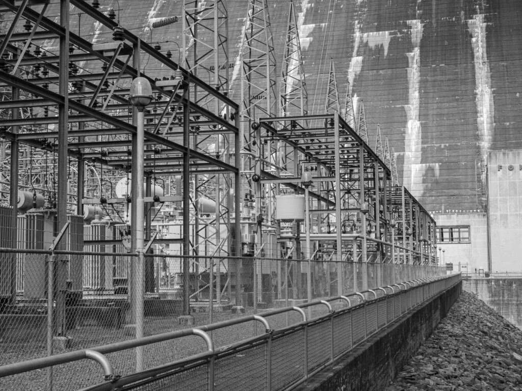 An illustration of infrastructure investments in the energy sector. — energy investment guide