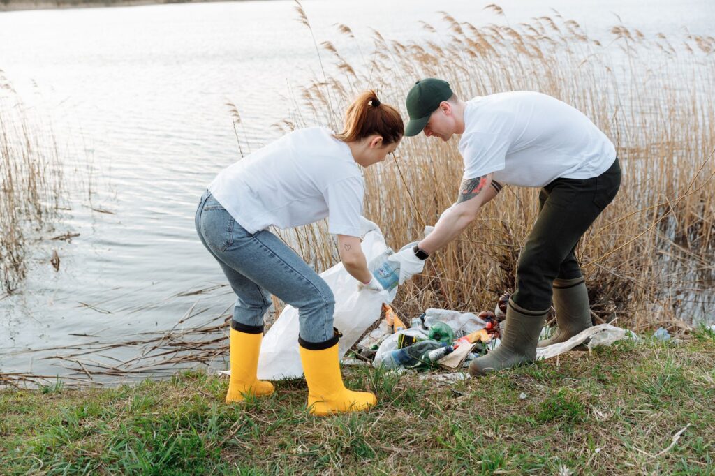An image depicting community clean-up efforts in Nevada. — Paul For Nevada environmental policy