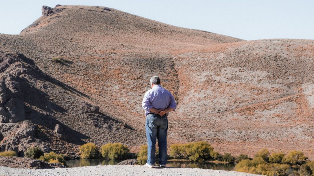 Image of Paul campaigning in Nevada, emphasizing his main promises. — Paul For Nevada campaign promises