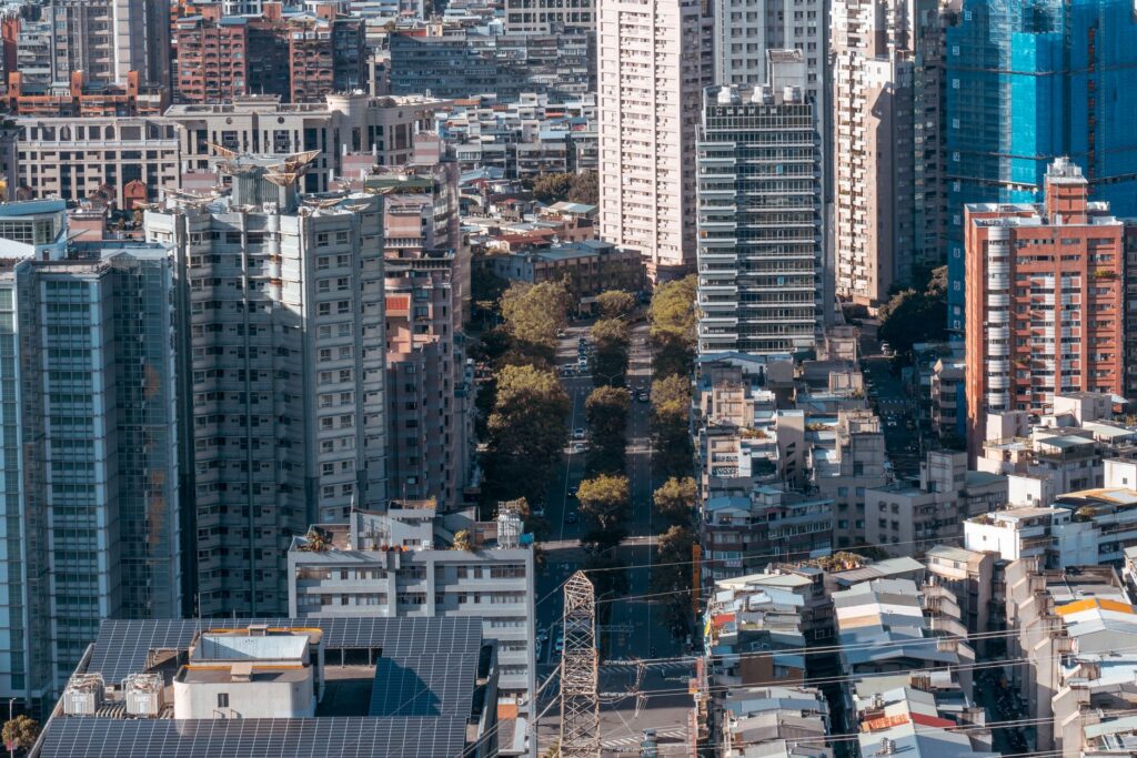 Image of a bustling Nevada business district to represent economic growth — Paul For Nevada tax reforms